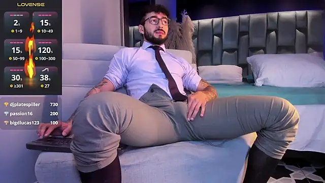 MarkWalker   online show from 02.07.25