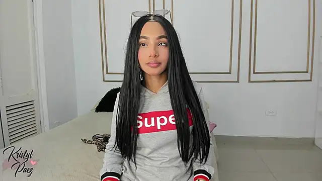 Snapshot of kristyl_paez chatting on 11.14.25 kristyl paez online show from 11.14.25