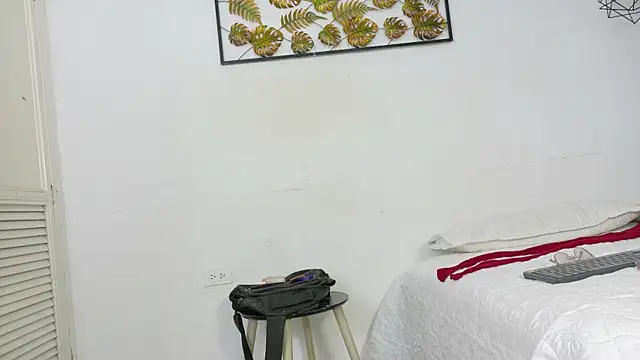 Snapshot of kristyl_paez chatting on 12.03.25 kristyl paez online show from 12.03.25