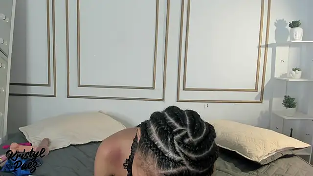 Snapshot of kristyl_paez chatting on 01.05.26 kristyl paez online show from 01.05.26