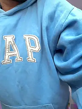 Snapshot of nicolas_cox chatting on 04.08.26 nicolas cox online show from 04.08.26