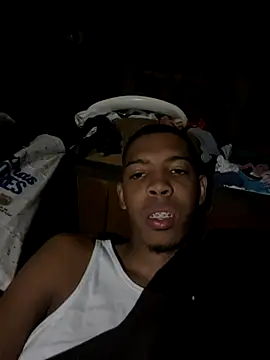 Snapshot of tonny_sexxxx chatting on 11.26.25 tonny sexxxx online show from 11.26.25