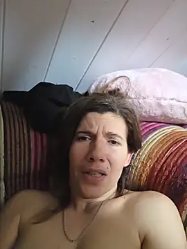 Lina lou4 online show from 11.11.25