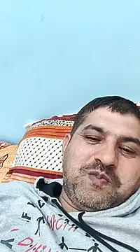 Snapshot of Amandev7 chatting on 02.09.25 Amandev7 online show from 02.09.25