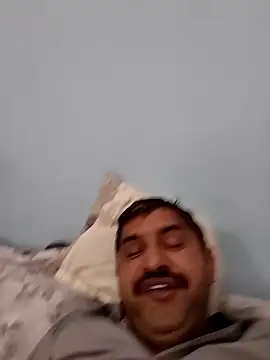 Snapshot of Amandev7 chatting on 09.09.25 Amandev7 online show from 09.09.25