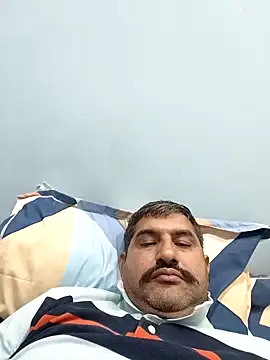 Snapshot of Amandev7 chatting on 10.19.25 Amandev7 online show from 10.19.25