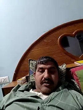 Snapshot of Amandev7 chatting on 03.22.26 Amandev7 online show from 03.22.26