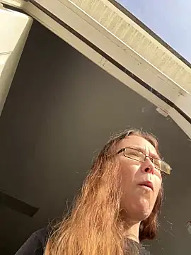 Snapshot of Dakota_02 chatting on 04.06.26 Dakota 02 online show from 04.06.26