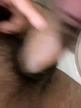 Snapshot of Rahuldhe22 chatting on 12.30.24 Rahuldhe22 online show from 12.30.24