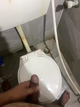 Snapshot of Rahuldhe22 chatting on 01.21.25 Rahuldhe22 online show from 01.21.25