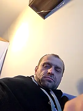 Roman0798 online show from 10.24.25