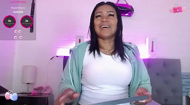 louise nails online show from 01.16.25