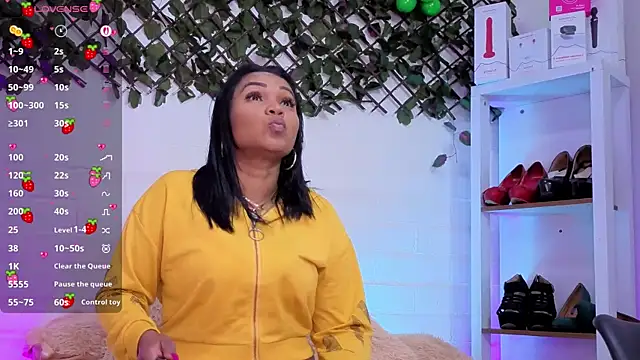 louise nails online show from 06.29.26