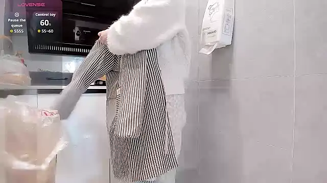 Vivian-6 online show from 03.11.26