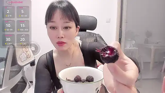 Vivian-6 online show from 06.14.26
