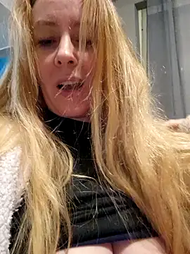 VictoriaMiami online show from 12.08.24