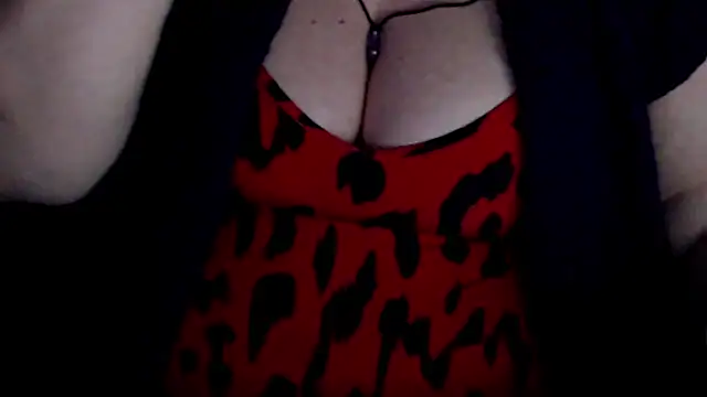 Snapshot of mayasmith chatting on 05.16.26 mayasmith online show from 05.16.26