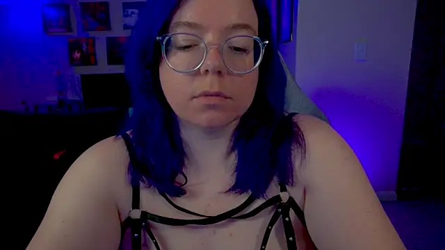 KiraSpitQueen online show from 04.27.26