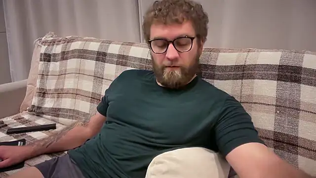 Bear bear  online show from 05.04.26