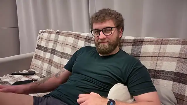 Bear bear  online show from 05.05.26