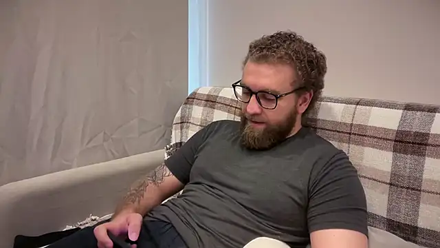 Bear bear  online show from 06.26.26