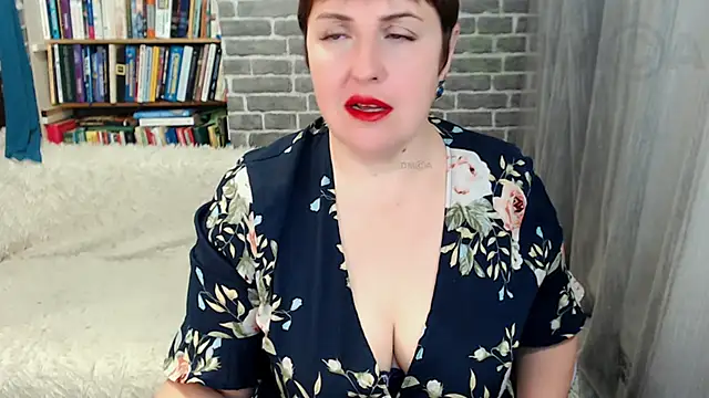 Rainbow lady online show from 11.20.25