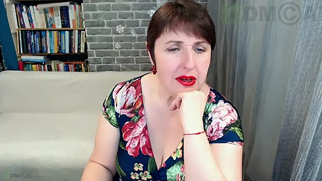 Rainbow lady online show from 02.15.26