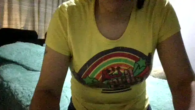 Snapshot of RAYA_1 chatting on 12.10.24 RAYA 1 online show from 12.10.24