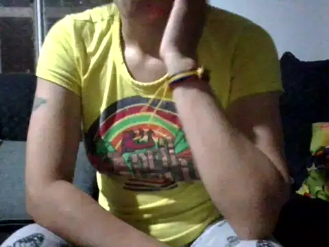 Snapshot of RAYA_1 chatting on 02.04.25 RAYA 1 online show from 02.04.25