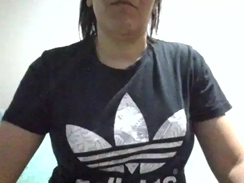 Snapshot of RAYA_1 chatting on 11.04.25 RAYA 1 online show from 11.04.25