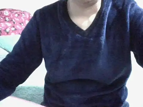 Snapshot of RAYA_1 chatting on 11.06.25 RAYA 1 online show from 11.06.25