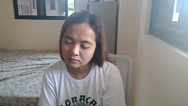 xTheLastVIRGINx online show from 10.19.25