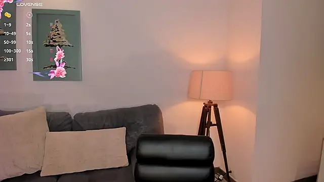 Snapshot of JuanitaClay chatting on 01.03.25 JuanitaClay online show from 01.03.25