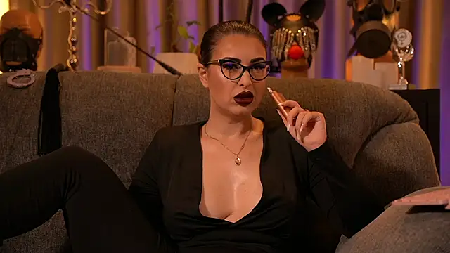 kelly kent online show from 11.27.25