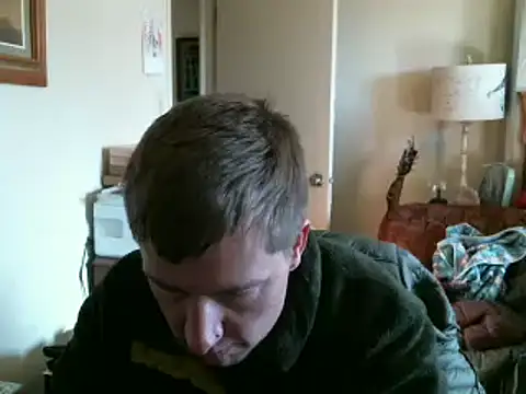 Snapshot of MormonPineapples chatting on 01.14.25 MormonPineapples online show from 01.14.25