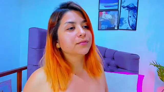 Snapshot of Gretta_Queen chatting on 02.04.25 Gretta Queen online show from 02.04.25