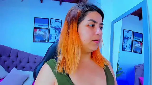 Snapshot of Gretta_Queen chatting on 02.04.25 Gretta Queen online show from 02.04.25