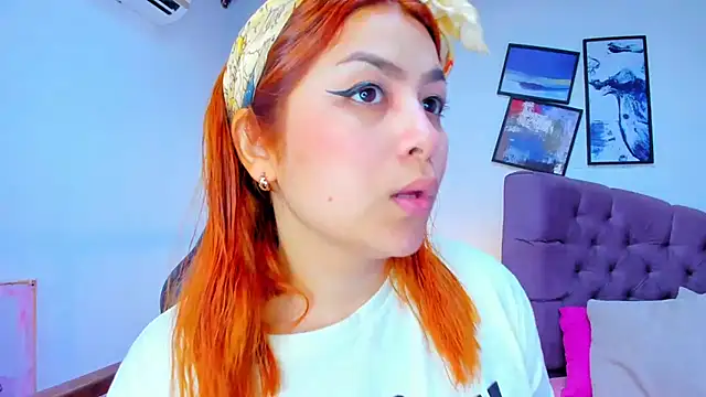 Snapshot of Gretta_Queen chatting on 09.30.25 Gretta Queen online show from 09.30.25