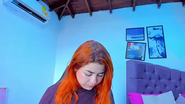 Snapshot of Gretta_Queen chatting on 10.12.25 Gretta Queen online show from 10.12.25