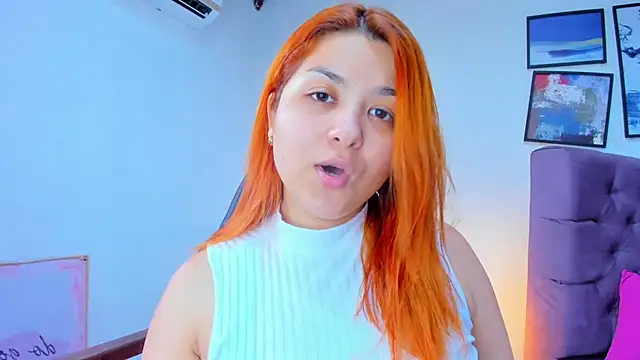 Snapshot of Gretta_Queen chatting on 10.19.25 Gretta Queen online show from 10.19.25