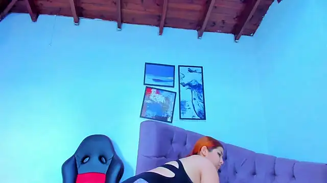 Snapshot of Gretta_Queen chatting on 11.06.25 Gretta Queen online show from 11.06.25