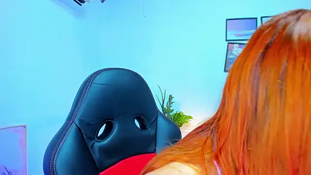 Snapshot of Gretta_Queen chatting on 11.20.25 Gretta Queen online show from 11.20.25