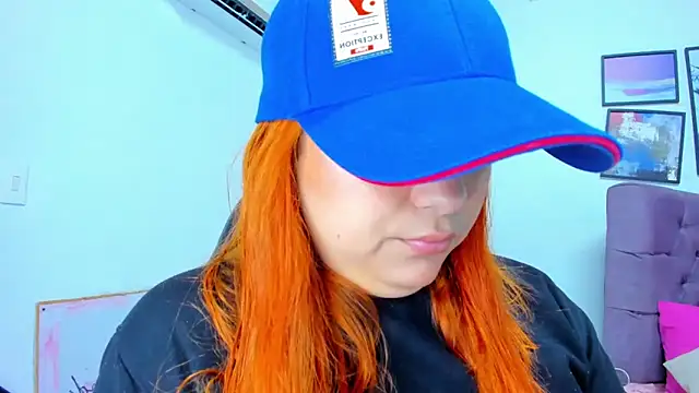 Snapshot of Gretta_Queen chatting on 11.25.25 Gretta Queen online show from 11.25.25