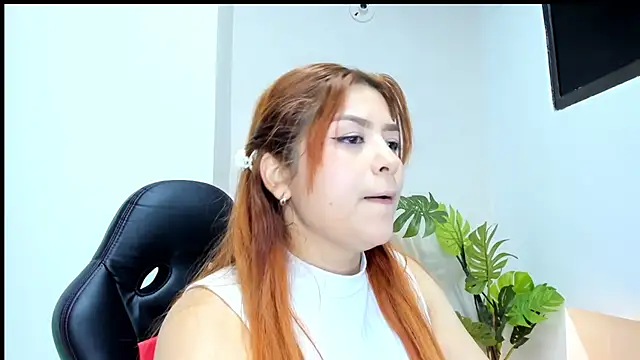Snapshot of Gretta_Queen chatting on 07.27.26 Gretta Queen online show from 07.27.26