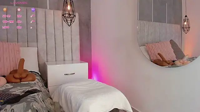 my friends mom online show from 08.04.26