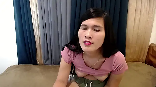 Snapshot of imyours-chenxx chatting on 01.19.25 imyours-chenxx online show from 01.19.25