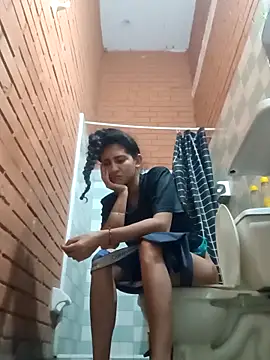 valeriaswang Lucas online show from 05.01.26