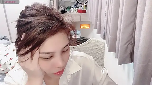 tw yaya online show from 10.27.25