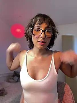 aurora xoxo online show from 03.08.26