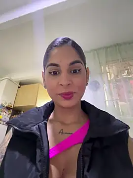 charlotte stevenss  online show from 01.24.25